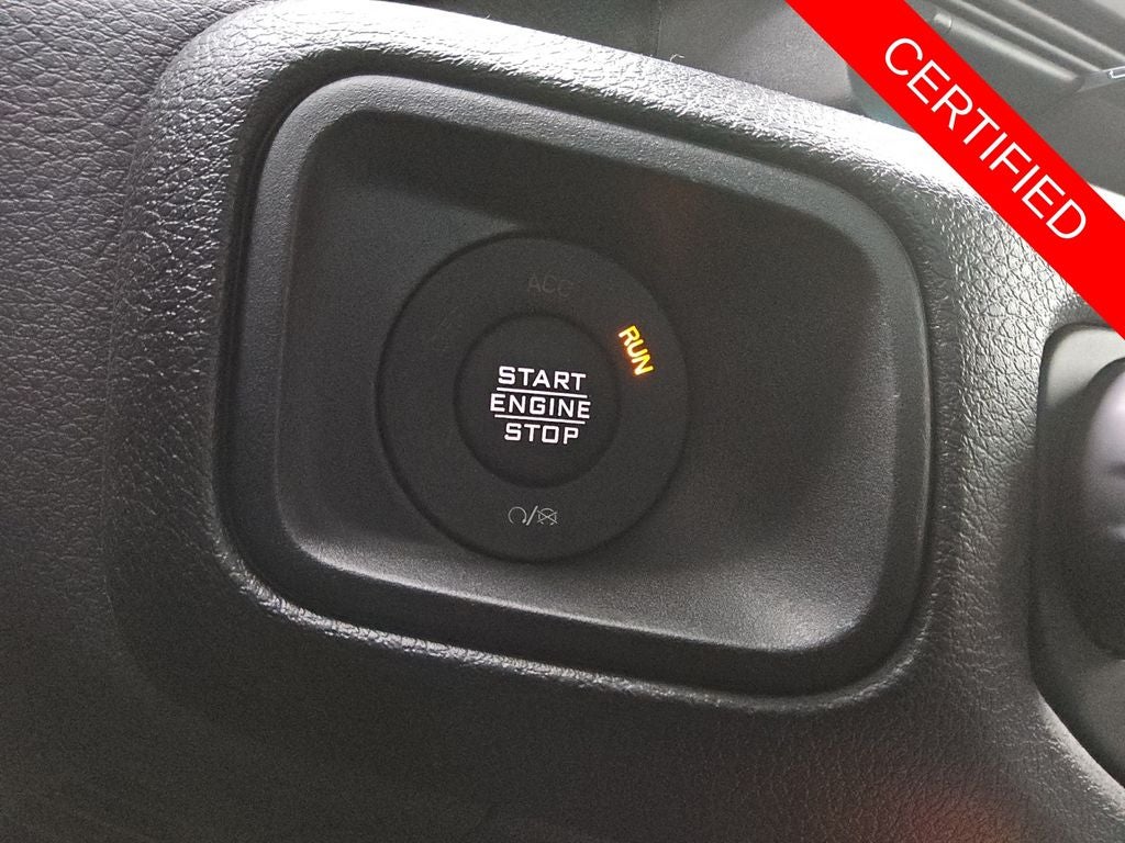 2025 Jeep Wrangler 4-Door Willys 4x4