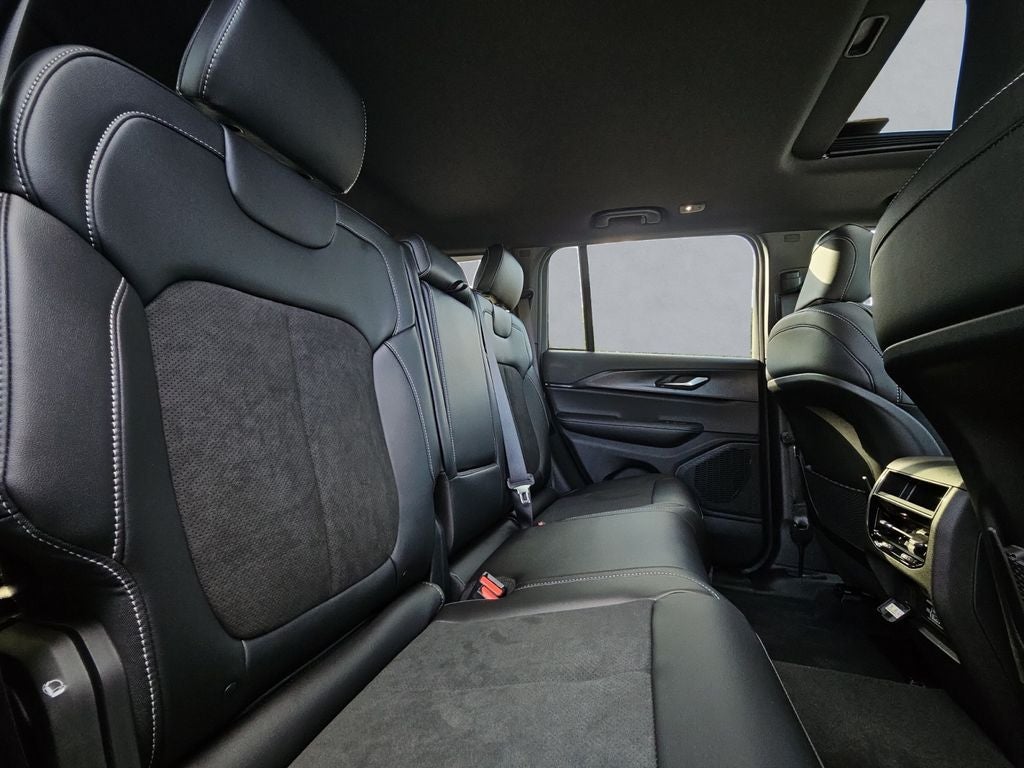 2025 Jeep Grand Cherokee GRAND CHEROKEE ALTITUDE X 4X2