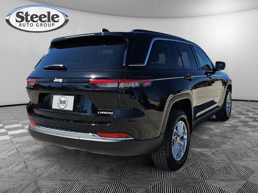 2025 Jeep Grand Cherokee GRAND CHEROKEE LAREDO X 4X2