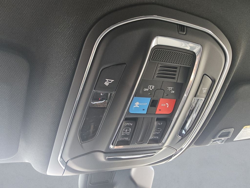 2025 Jeep Grand Cherokee GRAND CHEROKEE LAREDO X 4X2