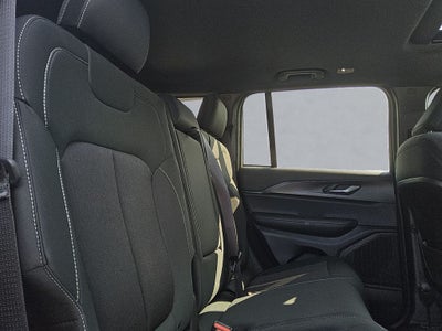 2025 Jeep Grand Cherokee GRAND CHEROKEE LAREDO X 4X2