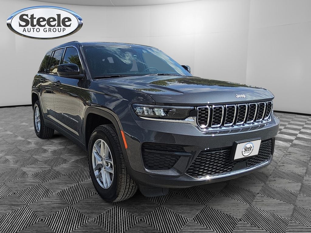 2025 Jeep Grand Cherokee GRAND CHEROKEE LAREDO X 4X2