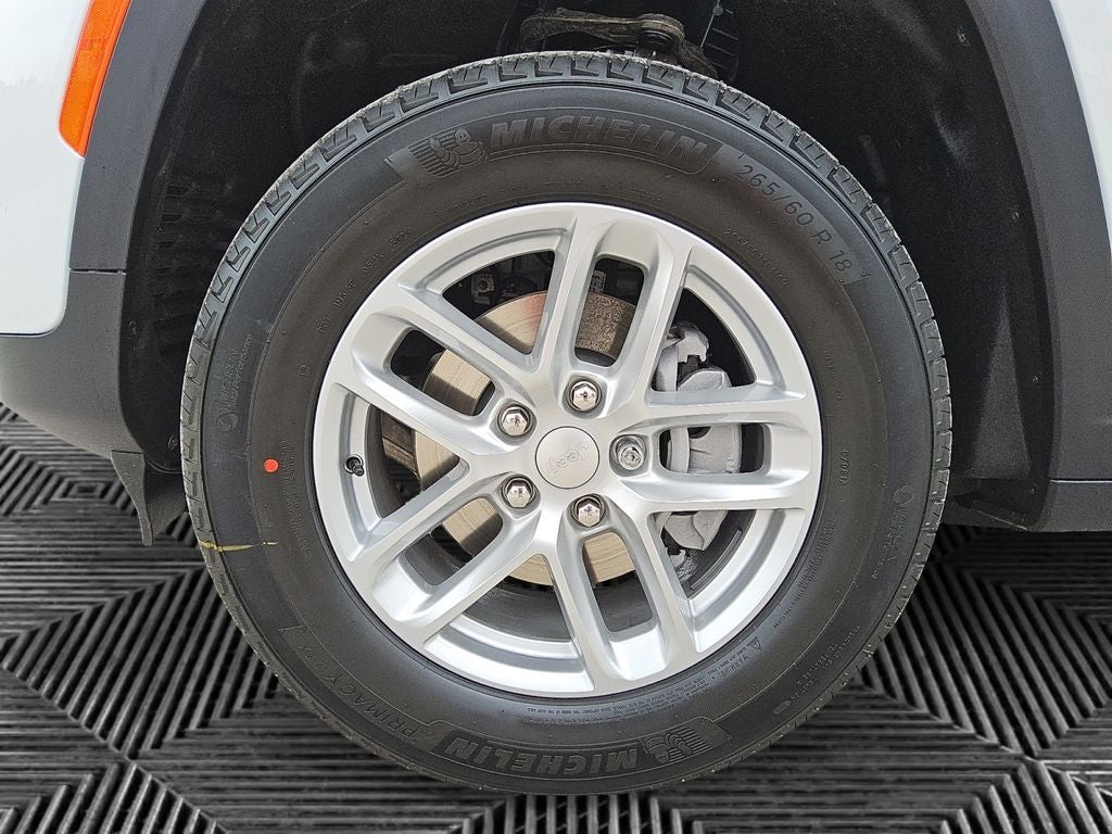 2026 Jeep Grand Cherokee GRAND CHEROKEE LAREDO 4X2