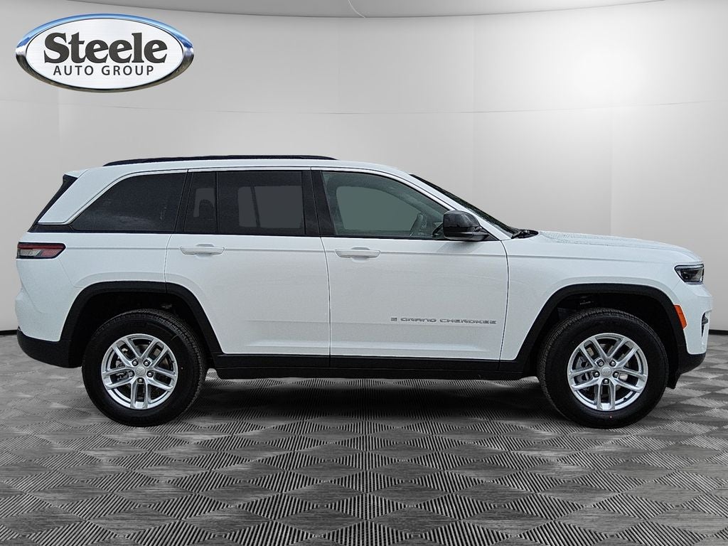2026 Jeep Grand Cherokee GRAND CHEROKEE LAREDO 4X2