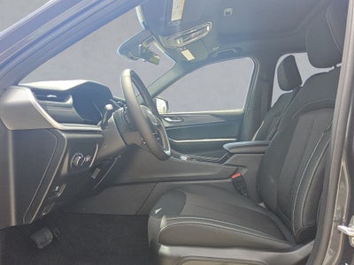 2025 Jeep Grand Cherokee GRAND CHEROKEE LAREDO X 4X2