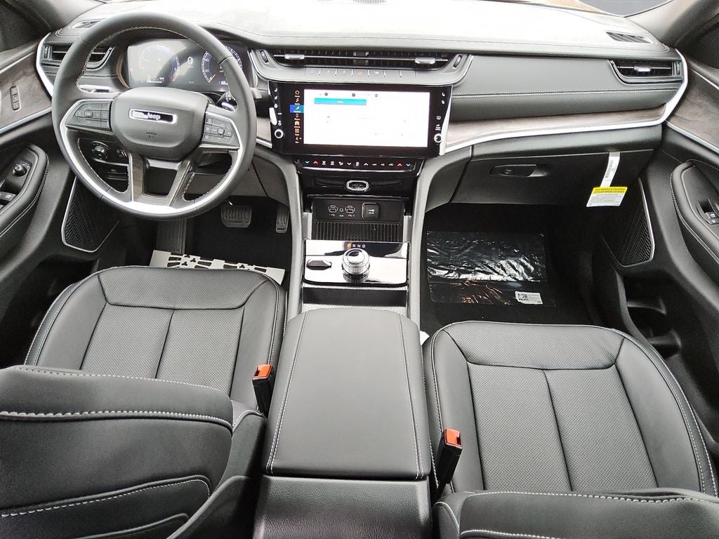 2026 Jeep Grand Cherokee GRAND CHEROKEE L LIMITED RESERVE 4X4
