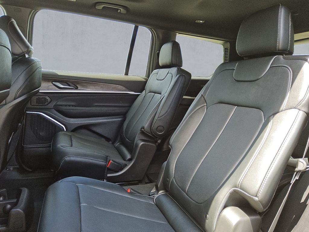 2026 Jeep Grand Cherokee GRAND CHEROKEE L LIMITED RESERVE 4X4
