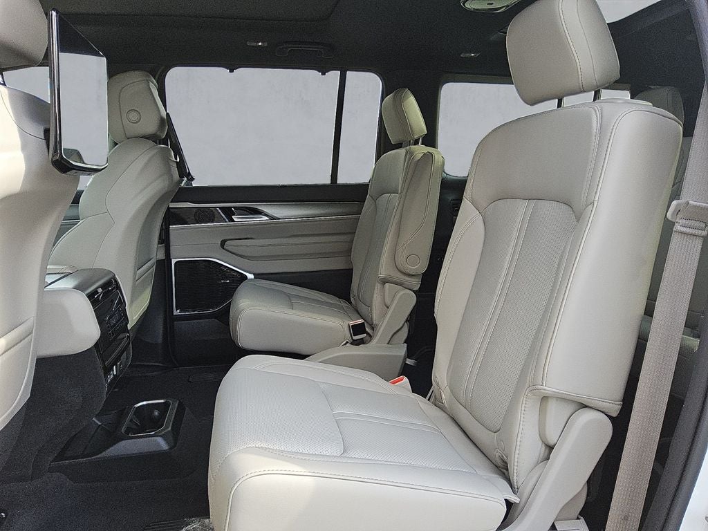 2026 Jeep Grand Wagoneer GRAND WAGONEER L LIMITED RESERVE 4X4