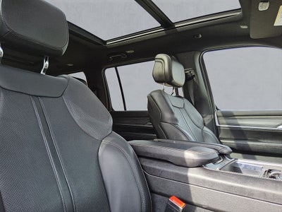 2023 Jeep Wagoneer L Series II 4x4