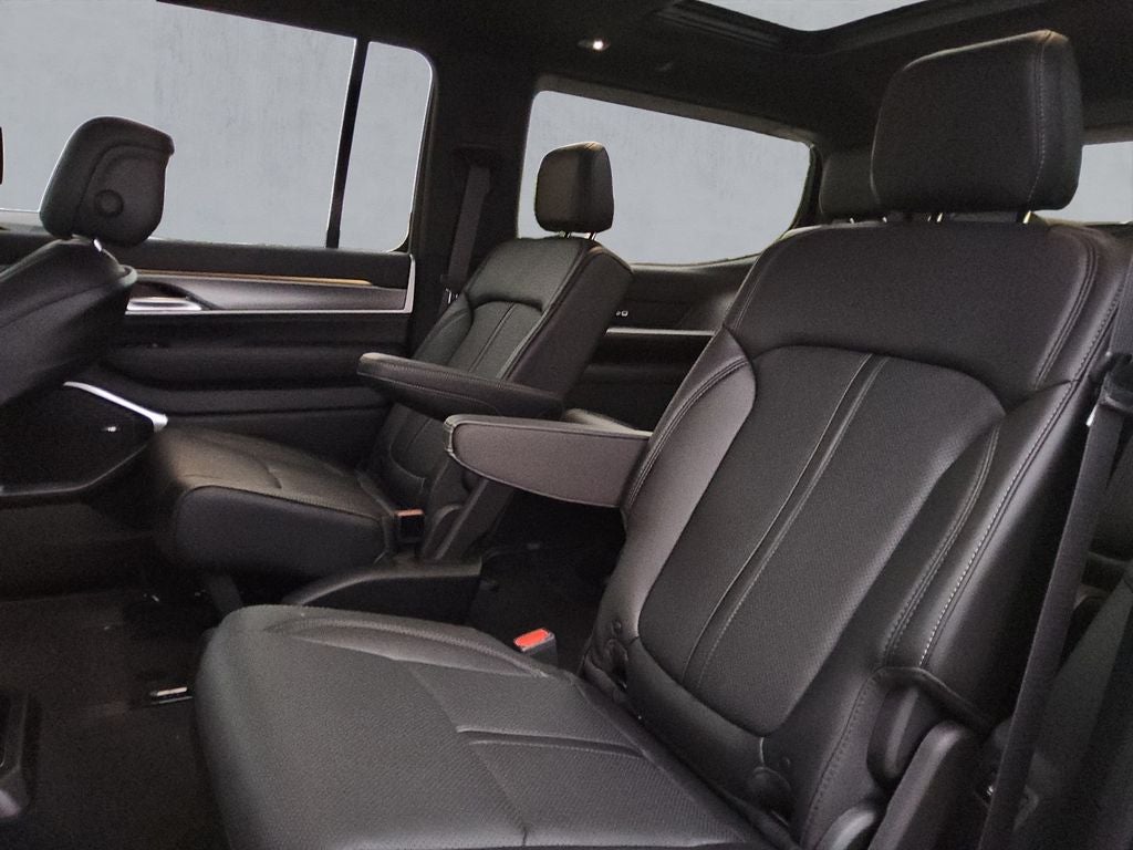 2026 Jeep Grand Wagoneer GRAND WAGONEER UPLAND 4X4