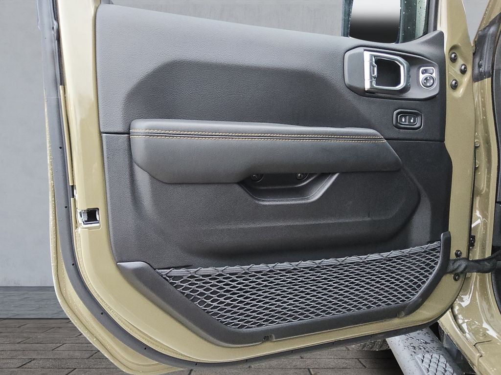 2026 Jeep Gladiator GLADIATOR SAHARA 4X4