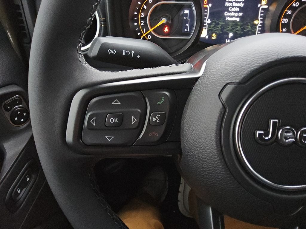 2026 Jeep Gladiator GLADIATOR SAHARA 4X4