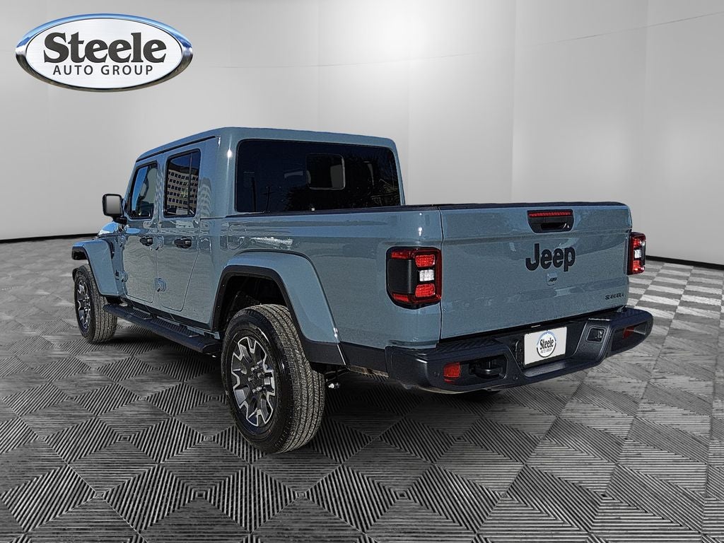2026 Jeep Gladiator GLADIATOR SAHARA 4X4