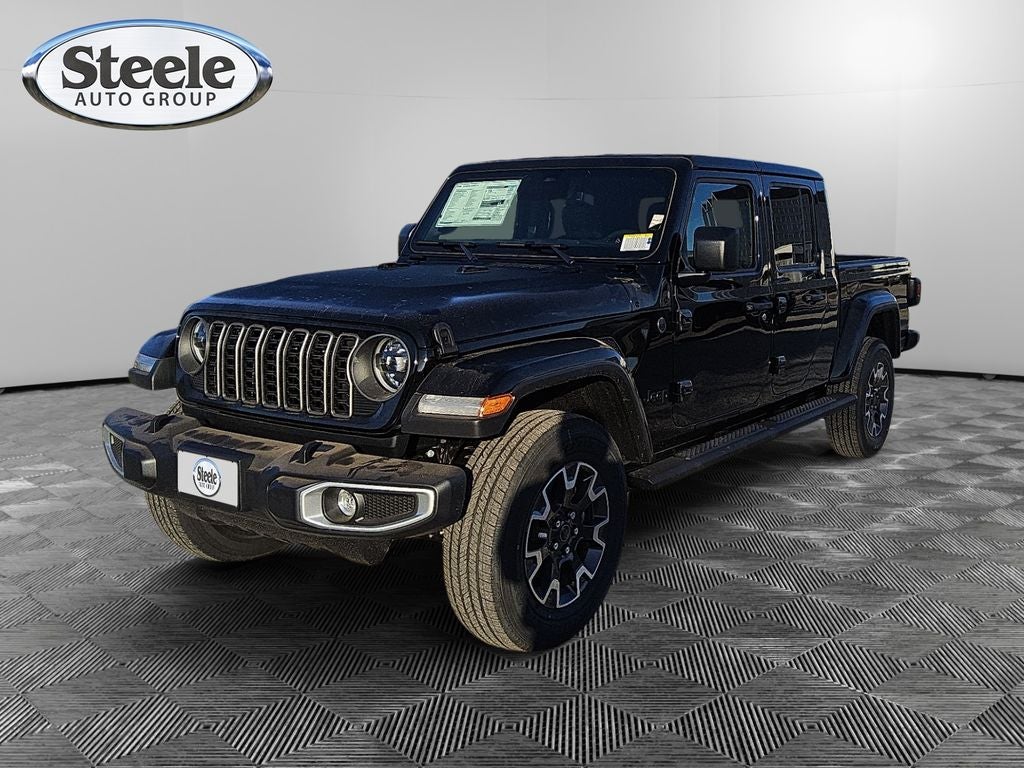 2026 Jeep Gladiator GLADIATOR SAHARA 4X4