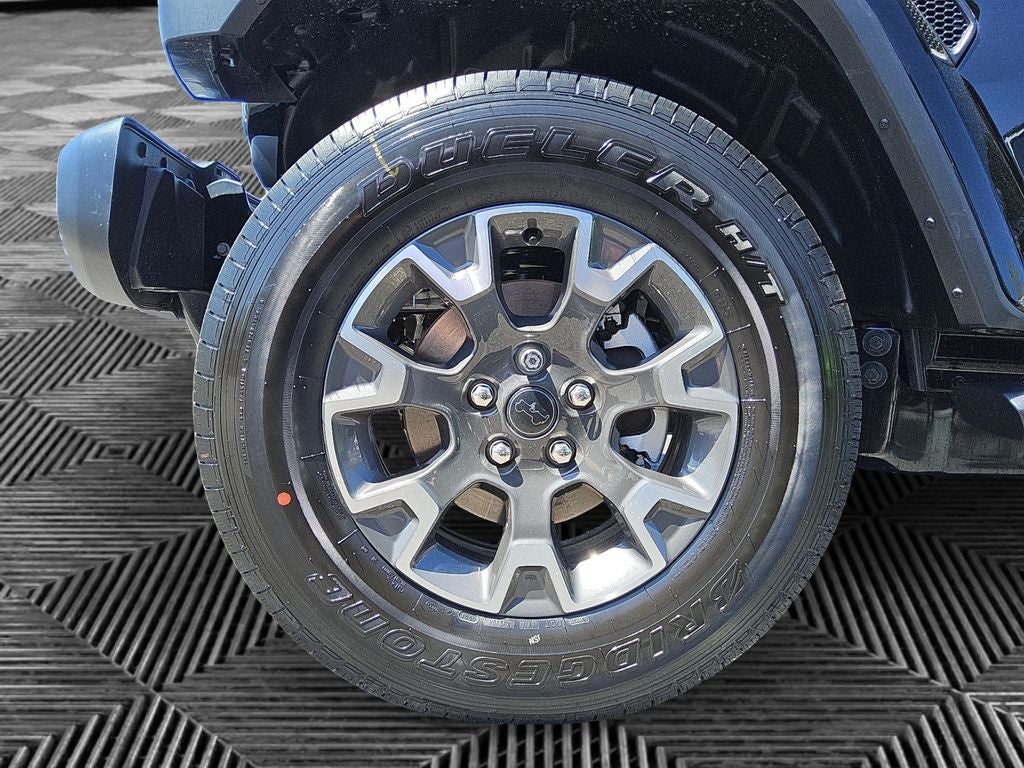 2026 Jeep Gladiator GLADIATOR SAHARA 4X4