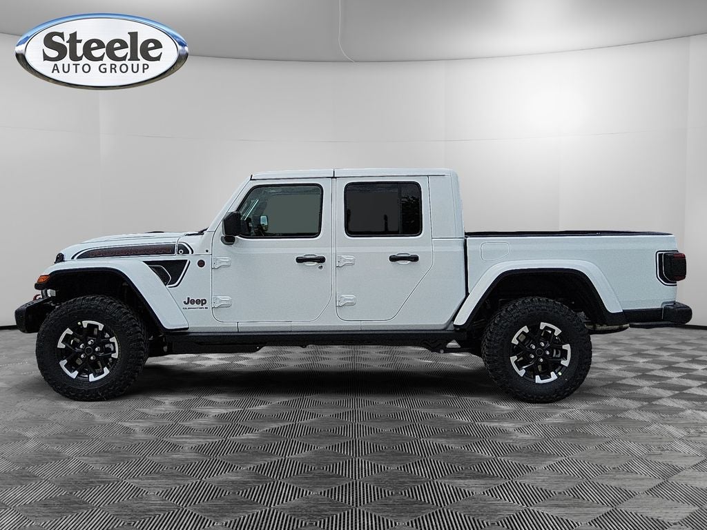2026 Jeep Gladiator GLADIATOR SHADOW OPS 4X4