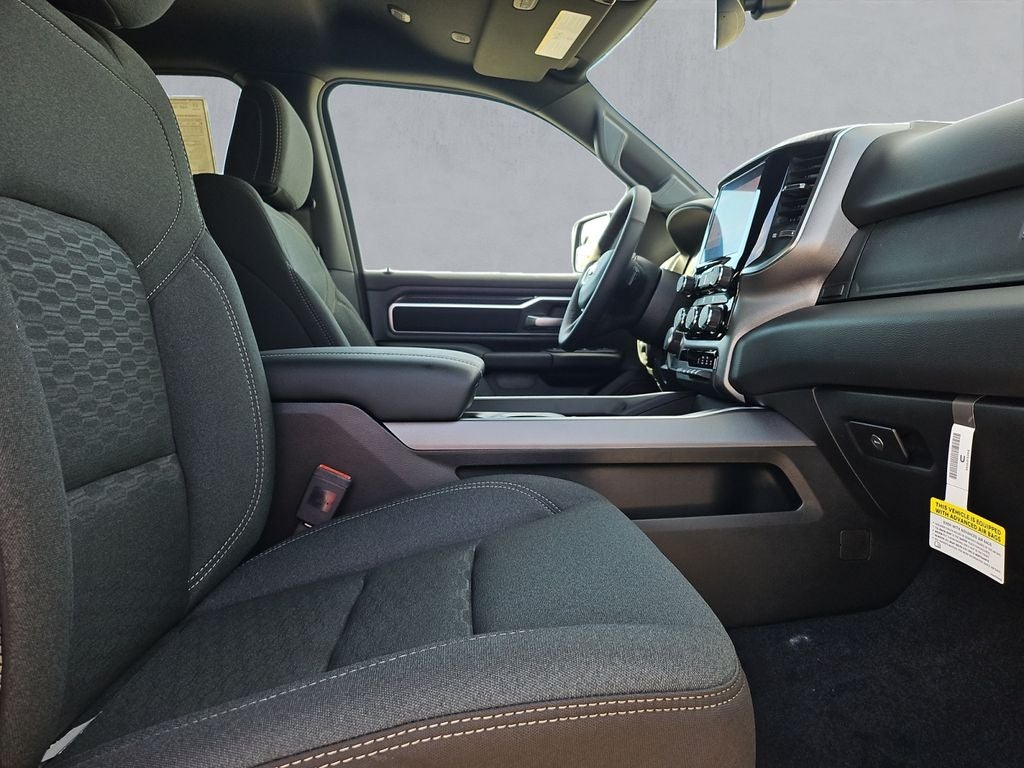 2026 RAM Ram 1500 RAM 1500 LONE STAR CREW CAB 4X2 5'7' BOX