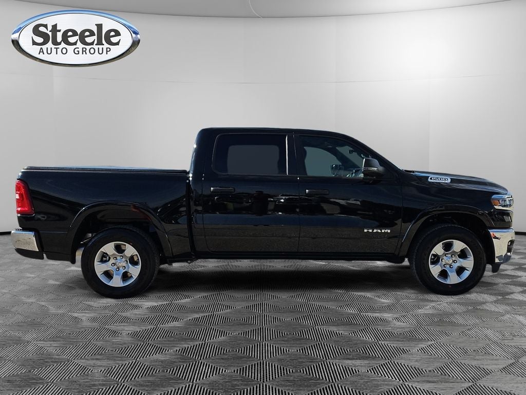 2026 RAM Ram 1500 RAM 1500 LONE STAR CREW CAB 4X2 5'7' BOX