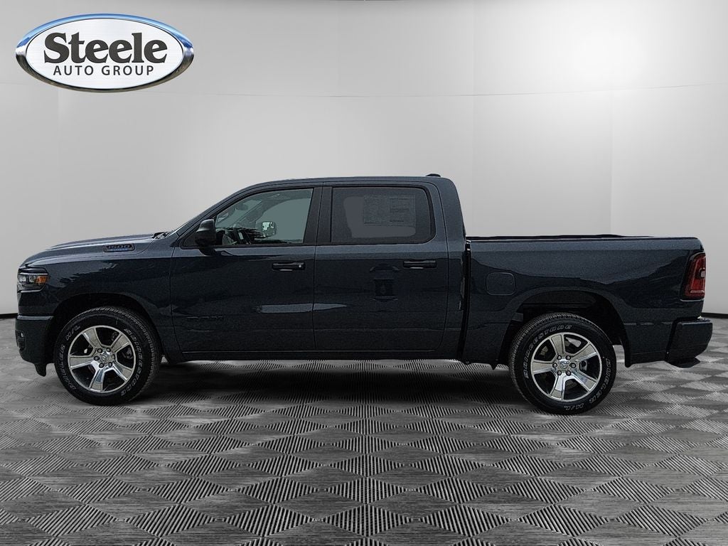 2026 RAM Ram 1500 RAM 1500 EXPRESS CREW CAB 4X2 5'7' BOX