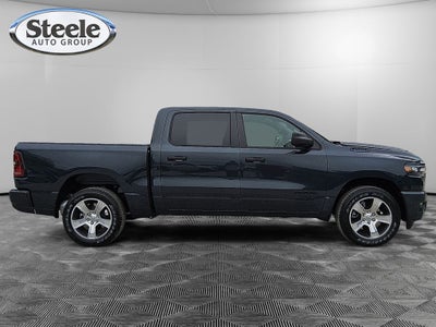 2026 RAM Ram 1500 RAM 1500 EXPRESS CREW CAB 4X2 5'7' BOX