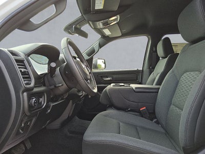 2026 RAM Ram 1500 RAM 1500 EXPRESS QUAD CAB 4X2 6'4' BOX