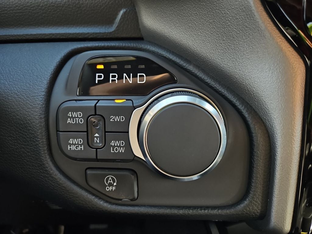 2026 RAM Ram 1500 RAM 1500 LONE STAR CREW CAB 4X4 5'7' BOX