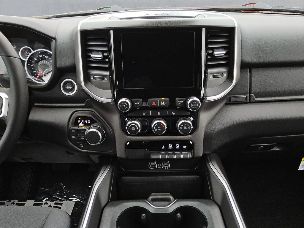 2026 RAM Ram 1500 RAM 1500 LONE STAR CREW CAB 4X4 5'7' BOX