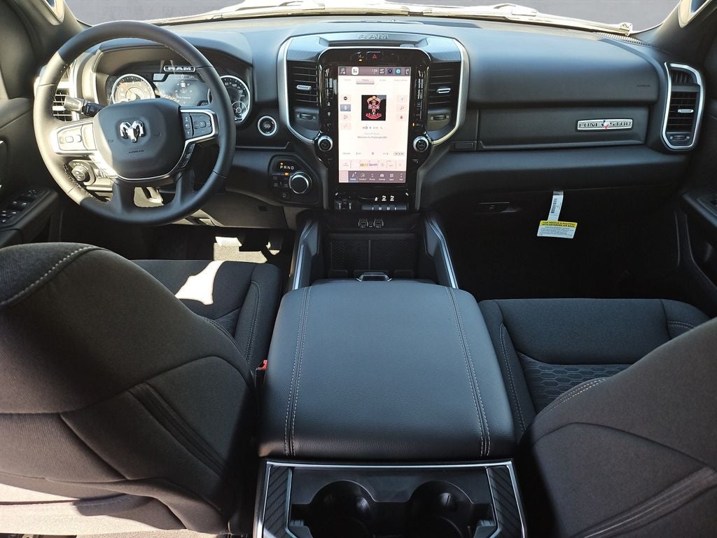 2026 RAM Ram 1500 RAM 1500 LONE STAR CREW CAB 4X4 5'7' BOX