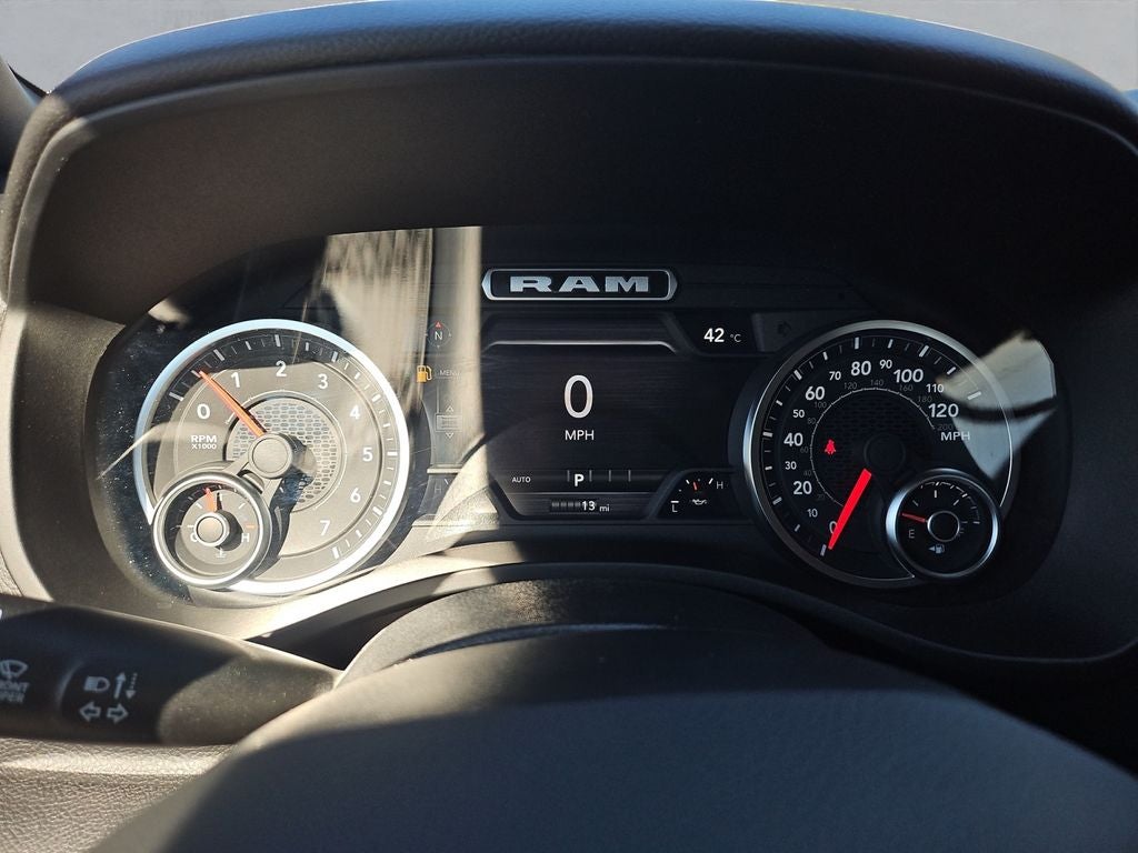 2026 RAM Ram 1500 RAM 1500 LONE STAR CREW CAB 4X4 5'7' BOX