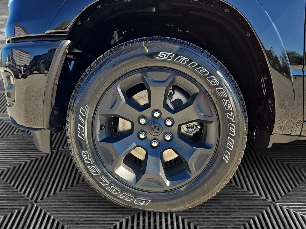 2026 RAM Ram 1500 RAM 1500 LONE STAR CREW CAB 4X4 5'7' BOX