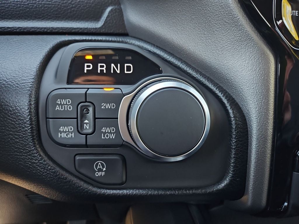 2026 RAM Ram 1500 RAM 1500 LONE STAR CREW CAB 4X4 5'7' BOX