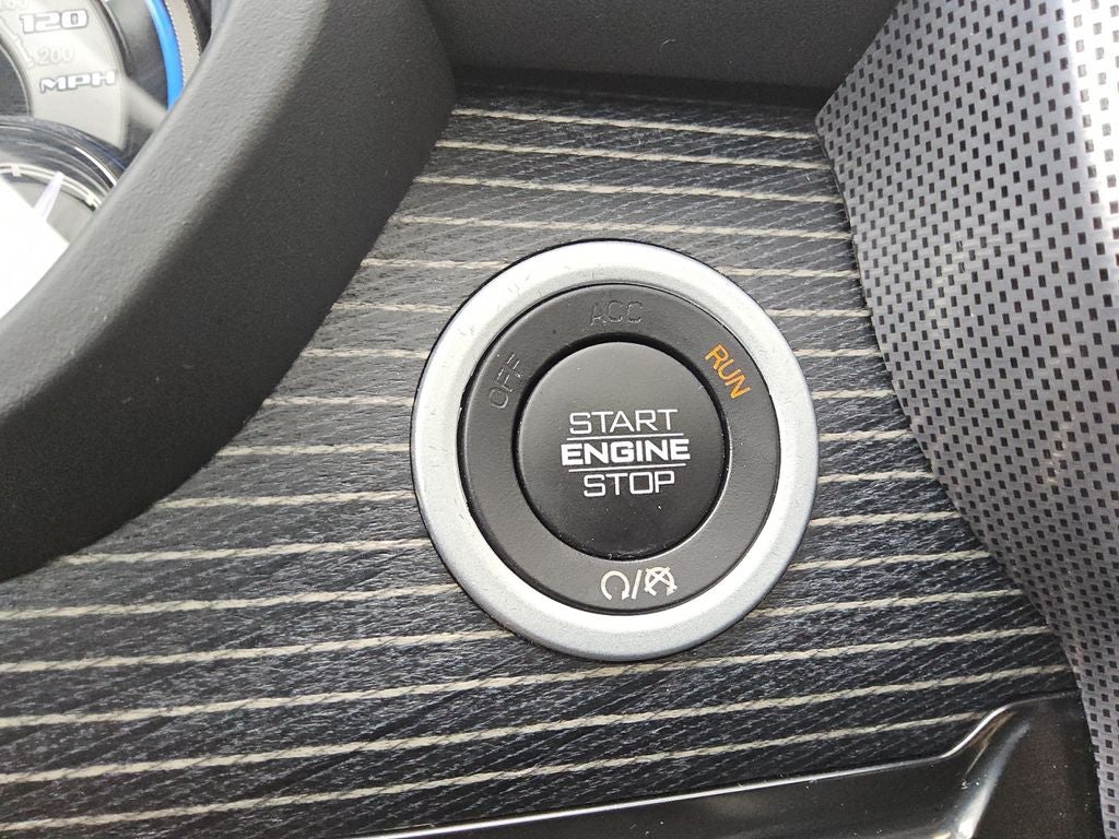 2019 RAM 1500 Limited Crew Cab 4x4 5'7' Box