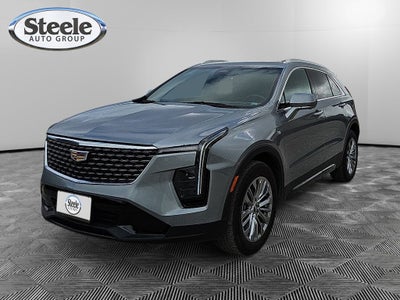 2025 Cadillac XT4 FWD Premium Luxury