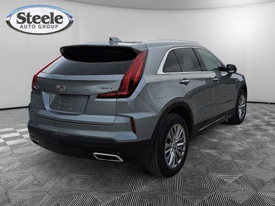 2025 Cadillac XT4 FWD Premium Luxury