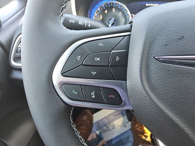 2026 Chrysler Voyager VOYAGER LX