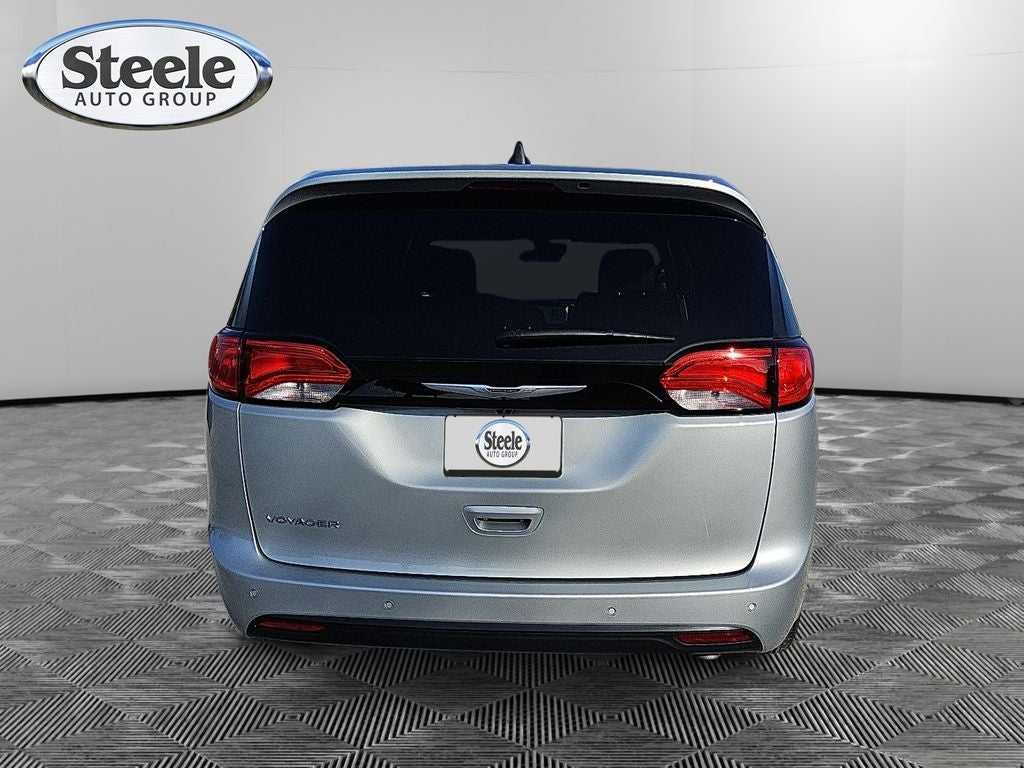 2026 Chrysler Voyager VOYAGER LX