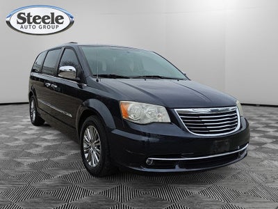 2014 Chrysler Town & Country Touring-L