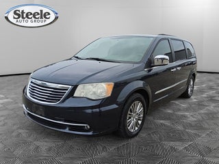 2014 Chrysler Town &amp; Country Touring-L