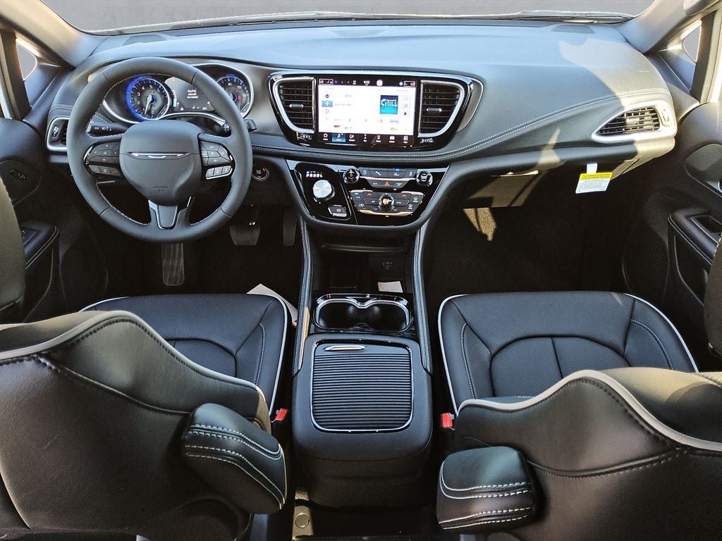 2027 Chrysler Pacifica PACIFICA LIMITED
