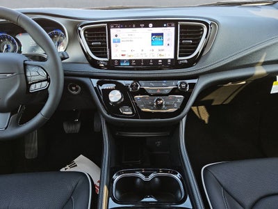 2027 Chrysler Pacifica PACIFICA LIMITED