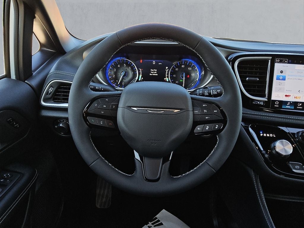 2027 Chrysler Pacifica PACIFICA LIMITED