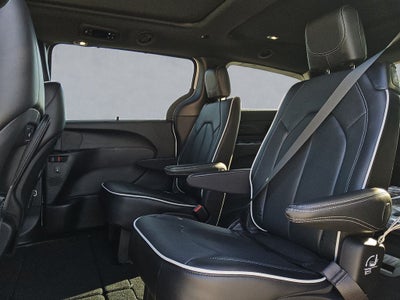 2027 Chrysler Pacifica PACIFICA LIMITED