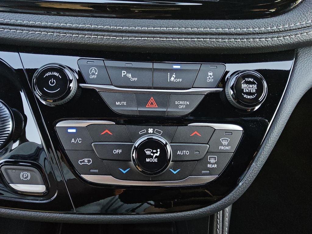 2027 Chrysler Pacifica PACIFICA LIMITED