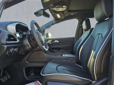 2027 Chrysler Pacifica PACIFICA LIMITED