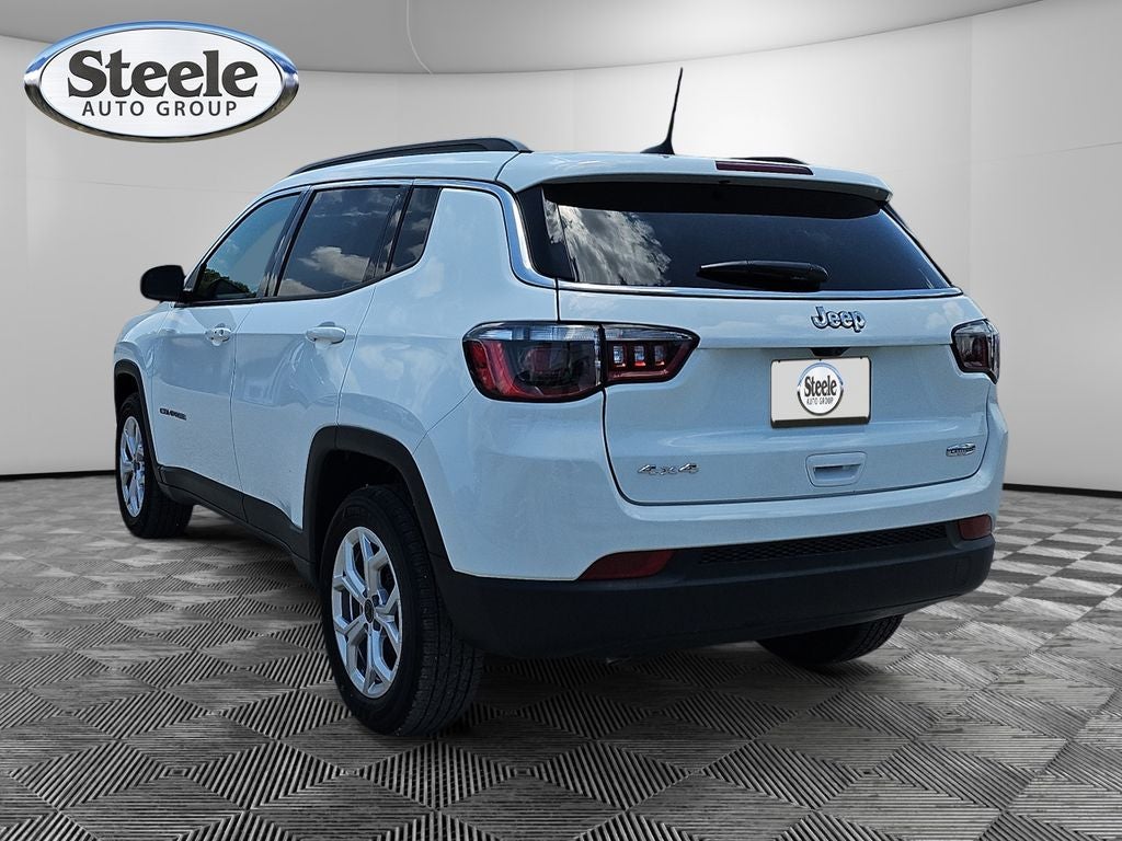 2025 Jeep Compass COMPASS LATITUDE 4X4