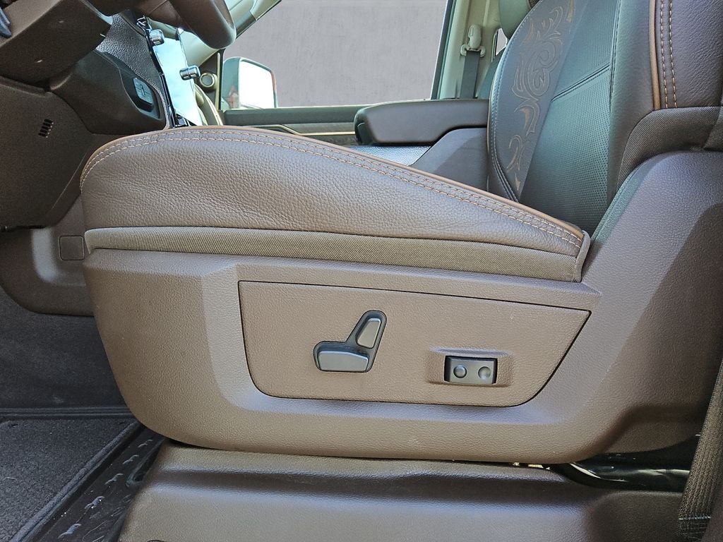 2026 RAM Ram 3500 RAM 3500 LIMITED LONGHORN CREW CAB 4X4 8' BOX