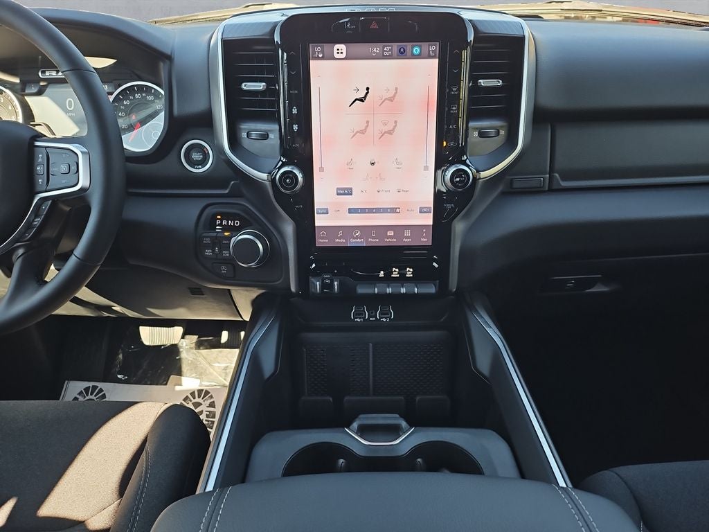 2026 RAM Ram 1500 RAM 1500 LONE STAR CREW CAB 4X4 5'7' BOX