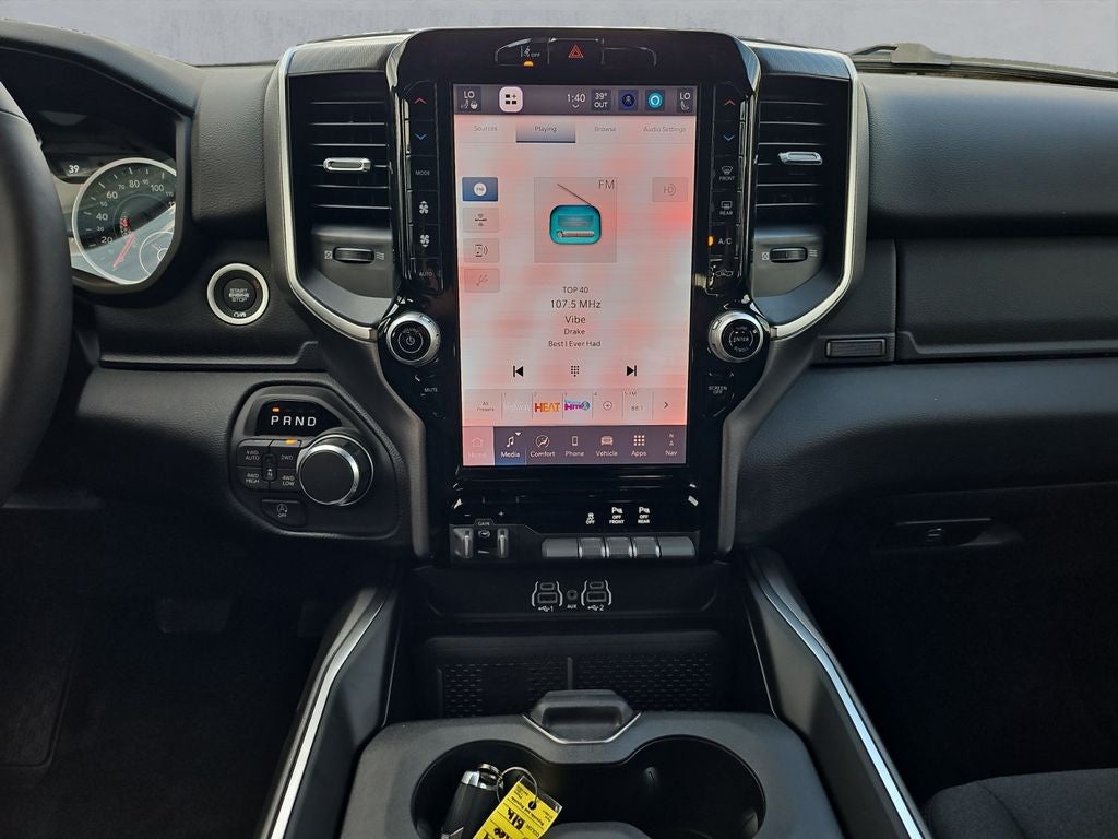 2026 RAM Ram 1500 RAM 1500 LONE STAR CREW CAB 4X4 5'7' BOX