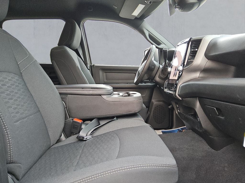 2026 RAM Ram 2500 RAM 2500 BLACK EXPRESS CREW CAB 4X4 6'4' BOX