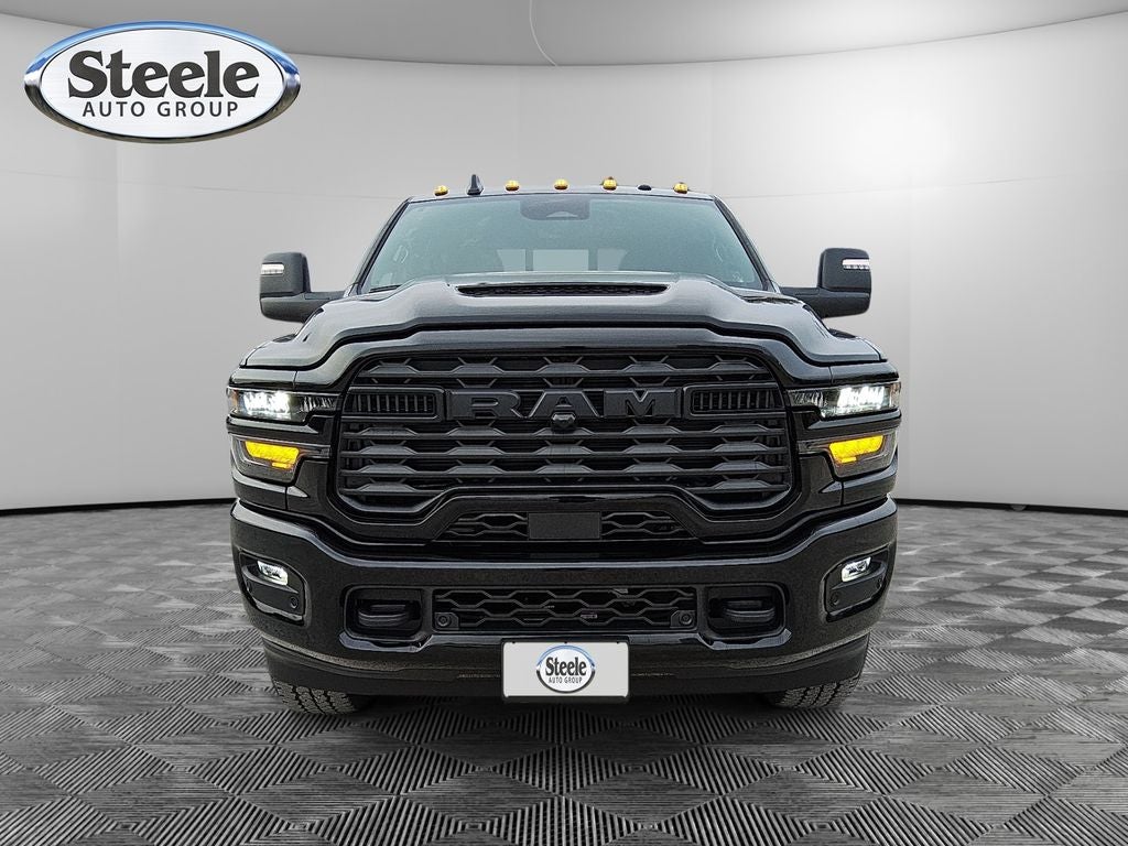 2026 RAM Ram 2500 RAM 2500 BLACK EXPRESS CREW CAB 4X4 6'4' BOX
